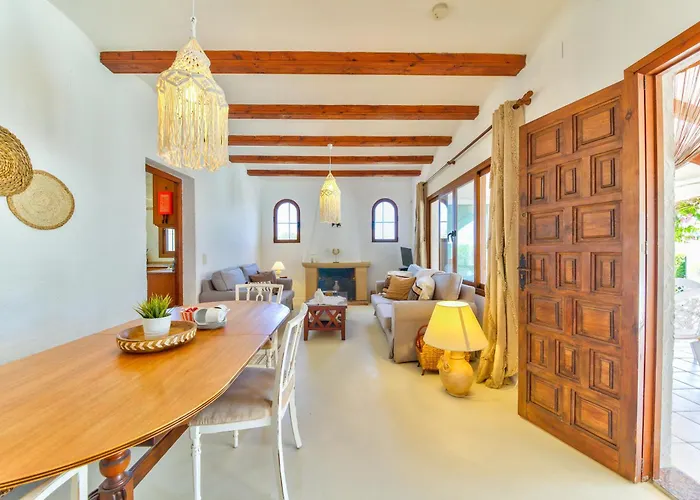 Santosha Villa