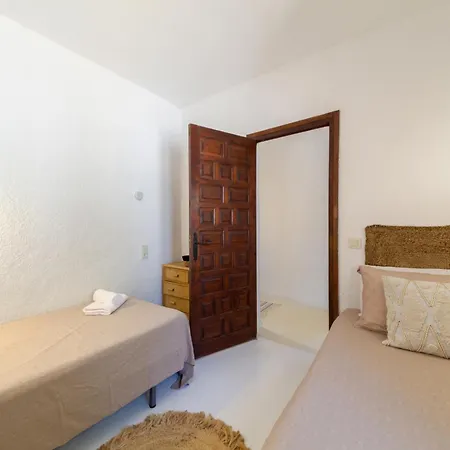 Can Santosha Villa