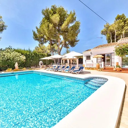 Villa Can Santosha