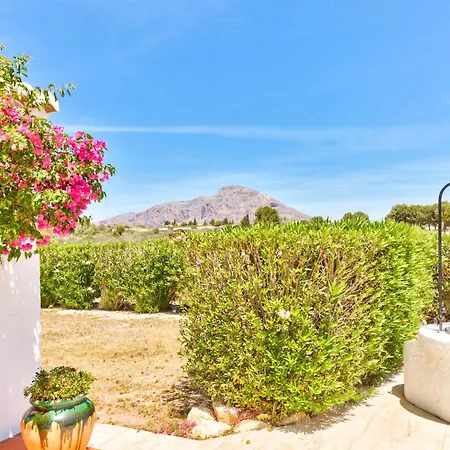 Can Santosha * Javea
